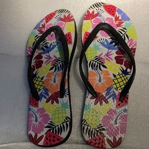 Vera Bradley flip flops